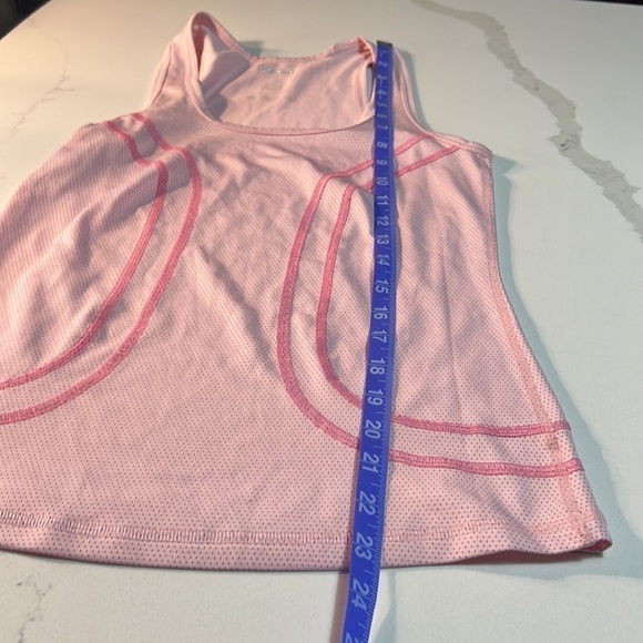 Lululemon Silverescent Pink Tank top. Size XS - Picture 8 of 9